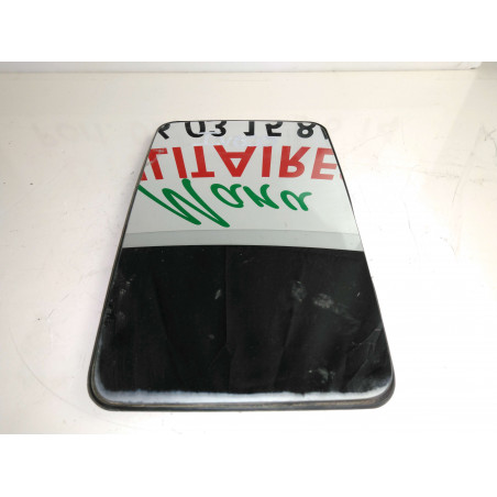 Glace de rétroviseur Iveco 2000 droit Ref : 01706175300