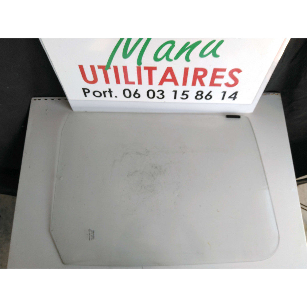 Vitre Boxer Jumper Ducato 94-02 avant gauche  Ref : vitreboxeravg