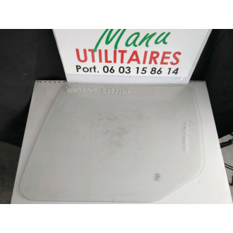Vitre Sprinter 06-13 avant gauche Ref : vitresprinteravg