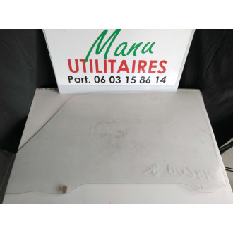 vitre Mazda 95-05 avant droite Ref : vitremazdaavd