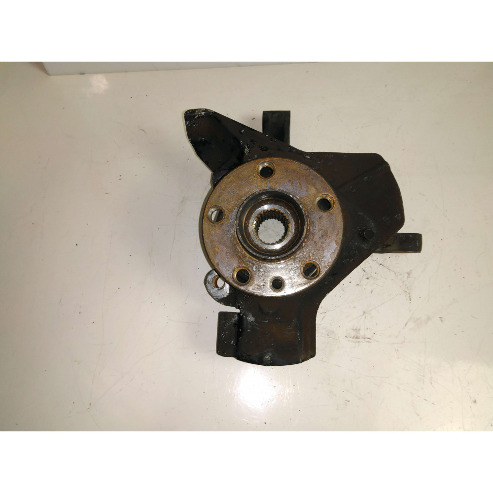 moyeux Jumpy Scudo Expert 2l HDi gauche  Ref : moyeux 
