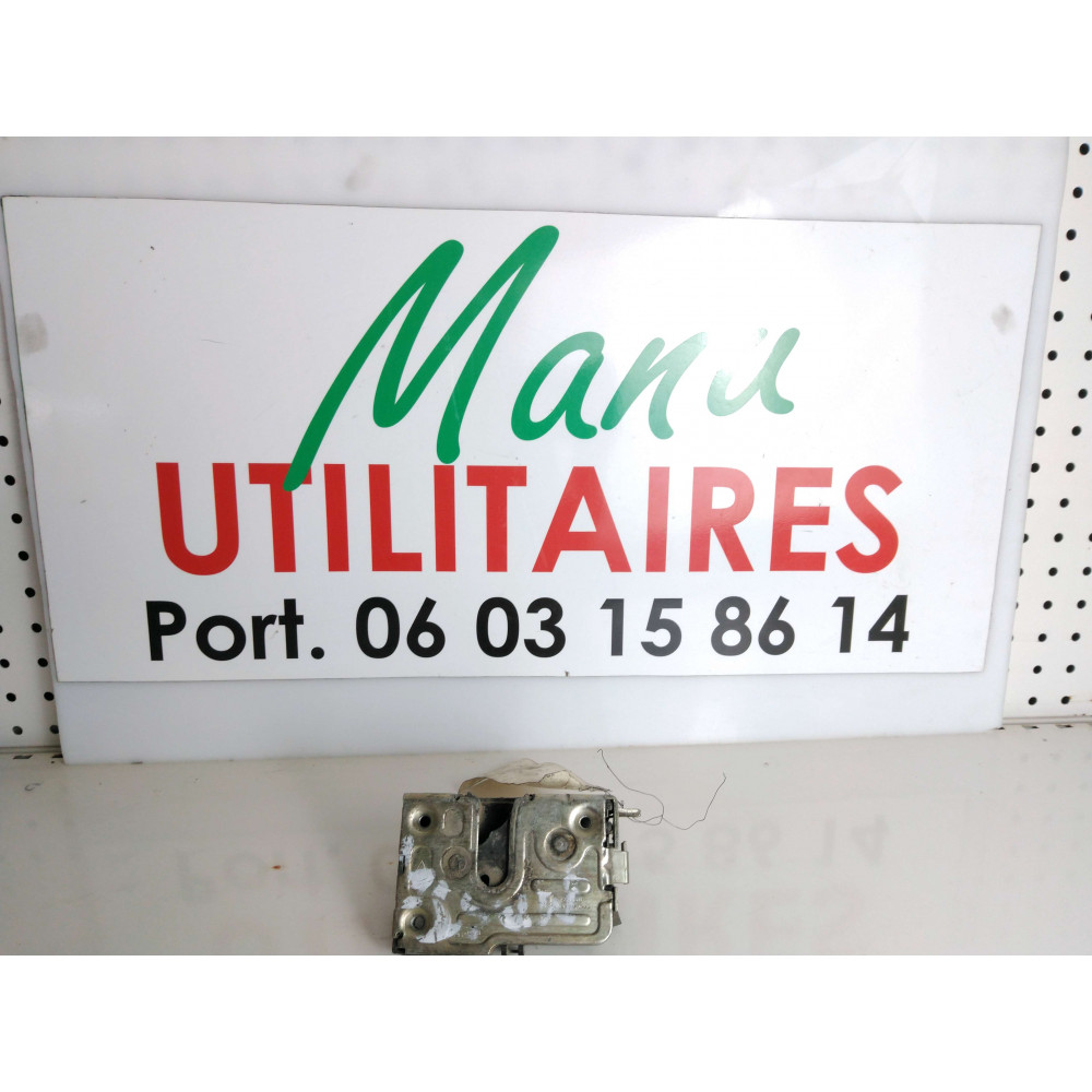 Serrure Renault Master  Ref : 