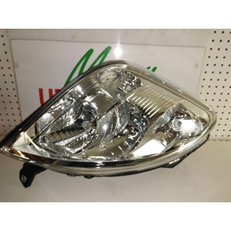Phare IVECO 2006-2012 Droit Ref : 69500010