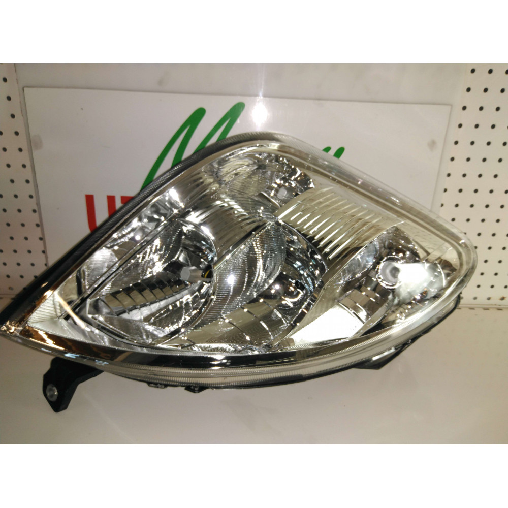 Phare IVECO 2006-2012 Droit Ref : 69500010