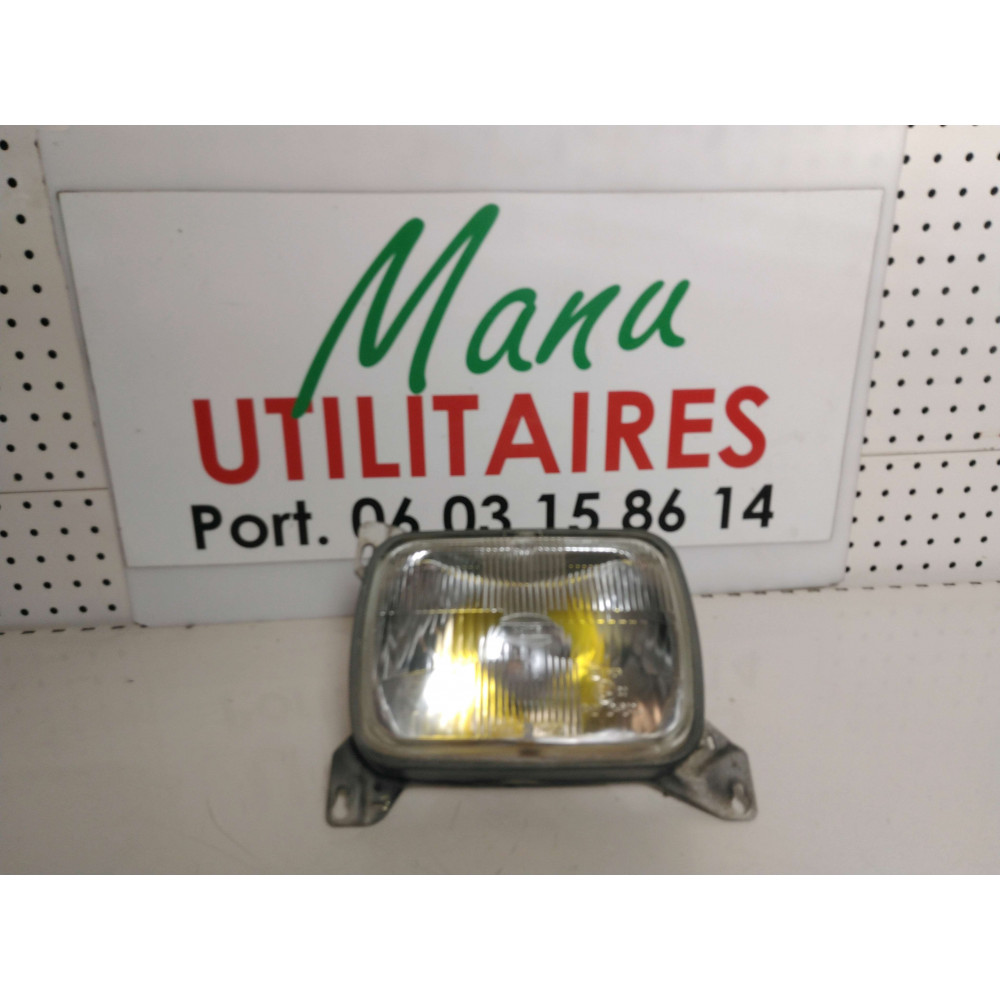 Phare avant droit Mazda Ref : 