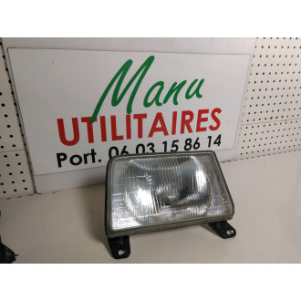 Phare optique avant droit Mazda Ref : 