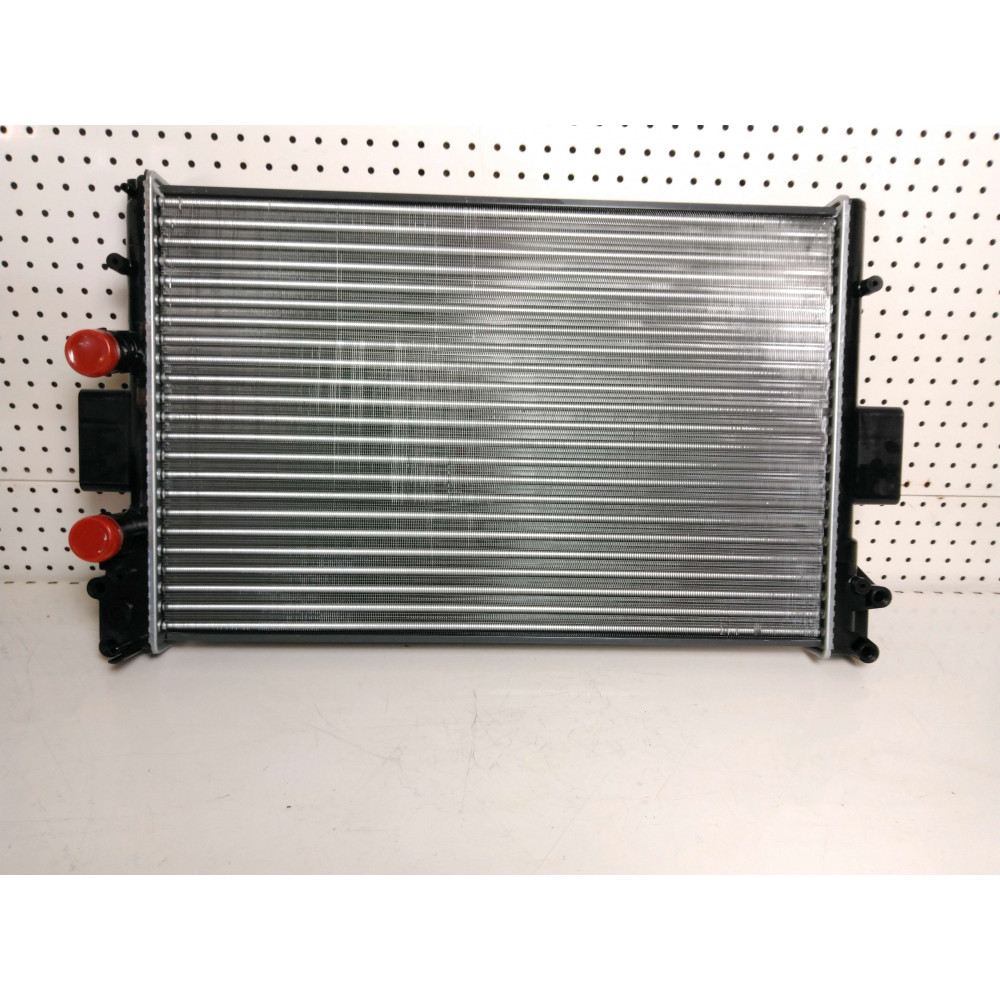 Radiateur refroidissement du moteur Iveco daily 2.8TD