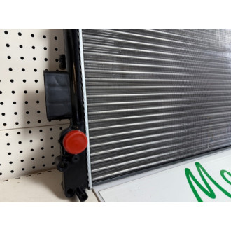 Radiateur de refroidissement Iveco Daily 3.0/ 2.3 JTD Ref : 