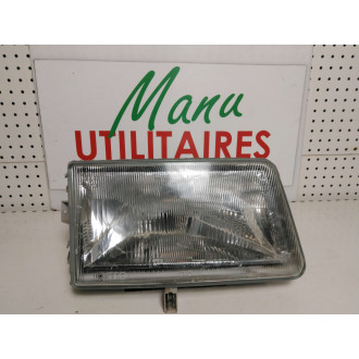 Phare avant droit Iveco 89-99 Ref : 