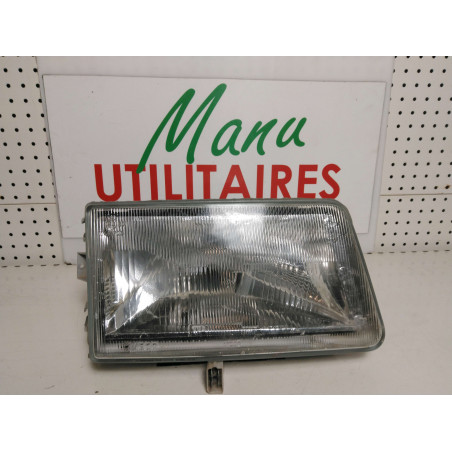 Phare avant droit Iveco 89-99 Ref : 