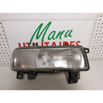 Phare avant droit Renault Master  Ref : 