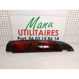Feu arrière gauche Renault Kangoo  Ref : 