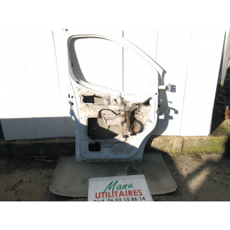 porte avant G trafic 06/14 Ref : 