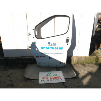porte avant G trafic 06/14 Ref : 