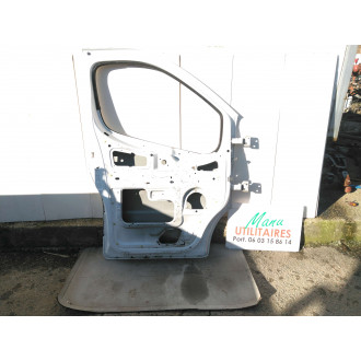 porte avant G trafic 06/14 Ref : 