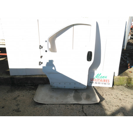 porte avant G trafic 06/14 Ref : 