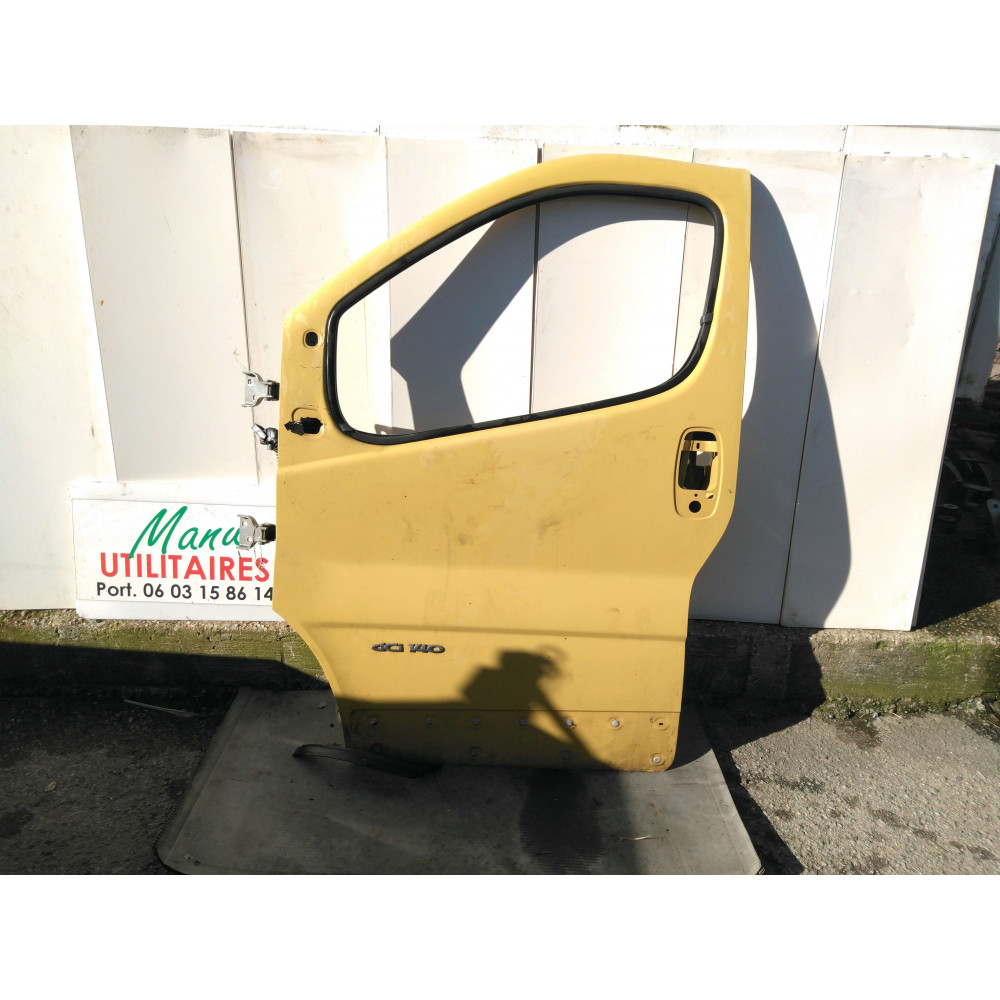 porte avant G trafic 06/14 Ref : 