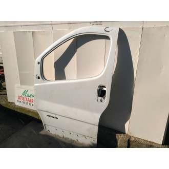 porte avant G trafic 06/14 Ref : 