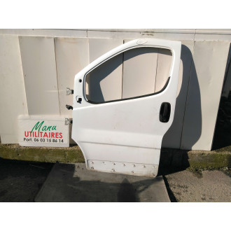 porte avant G trafic 06/14 Ref : 