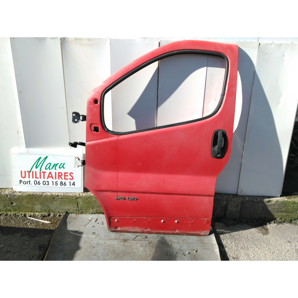 porte avant G trafic 06/14 Ref : 