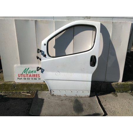 porte avant G trafic 06/14 Ref : 
