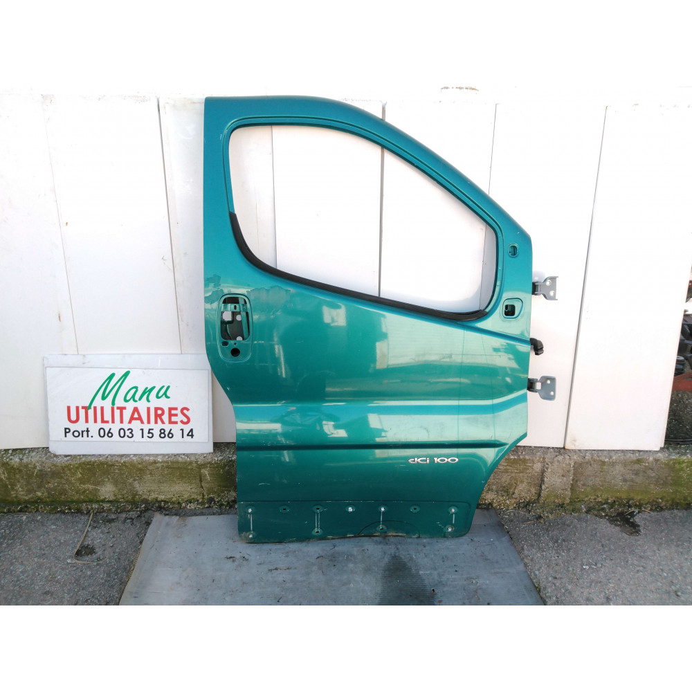 porte avant D trafic 06/14 Ref : 