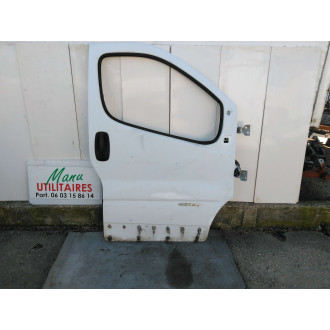 porte avant D trafic 06/14 Ref : 