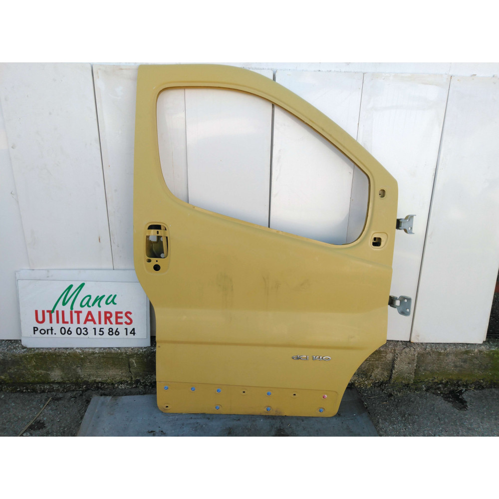 porte avant D trafic 06/14 Ref : 