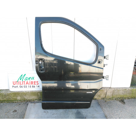 porte avant D trafic 06/14 Ref : 