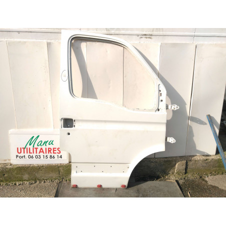 porte av D Iveco fourgon 06/12 Ref : 