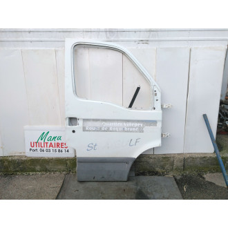 porte av D Iveco fourgon 06/12 Ref : 