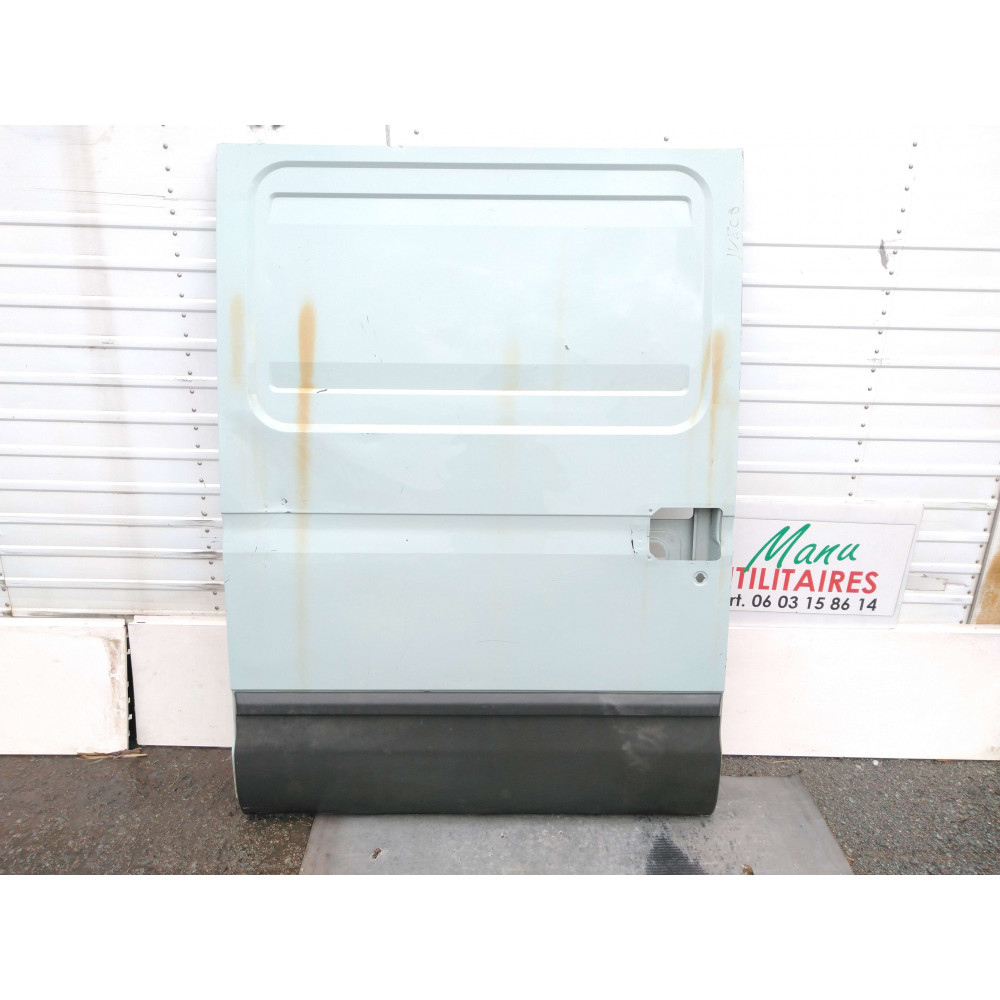 porte latérale Iveco fourgon 99/06 Ref : 
