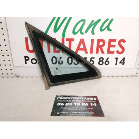 vitre fixe avant D h1 Hyundai 06/08 Ref : 