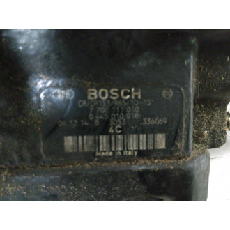 Pompe a injection Trafic 1,9L DCi Ref : 7700111010
