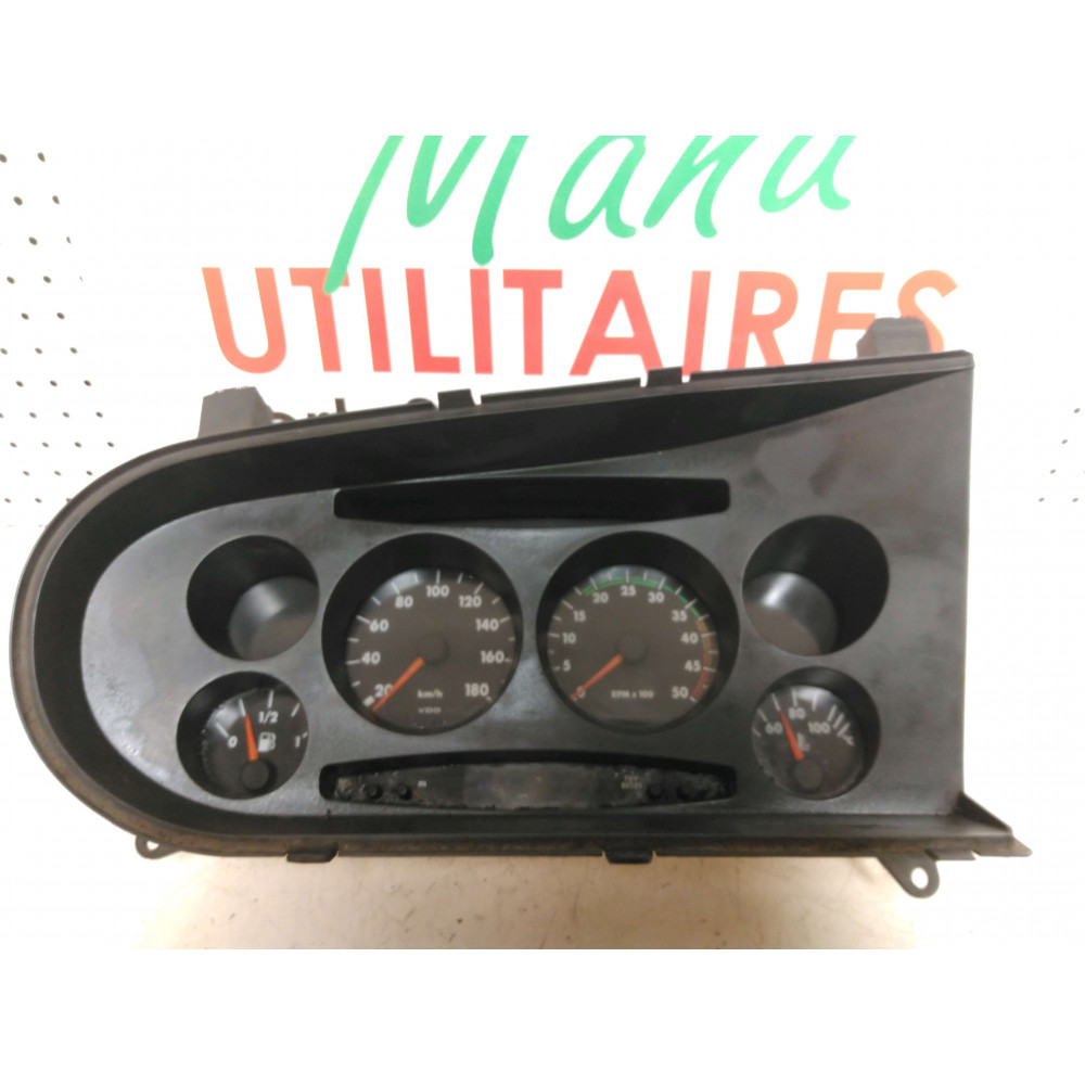 compteur Iveco 2001 Ref : 504008190