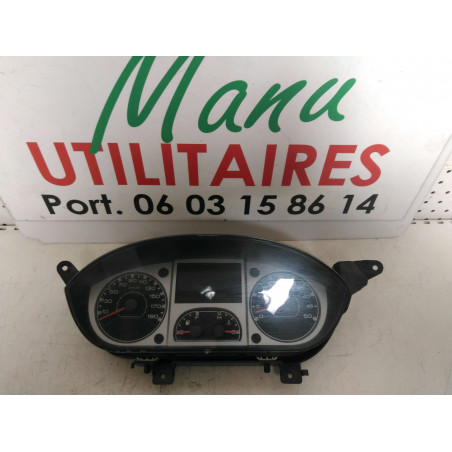 compteur Iveco 2008 177000km Ref : 5801318879