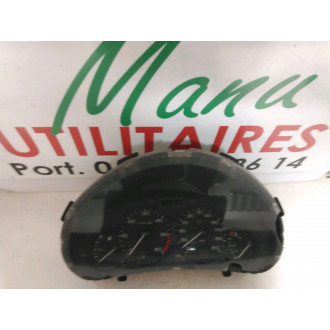 compteur Berlingo 2003 vitre cassée indiquer en photo Ref : 9651740080