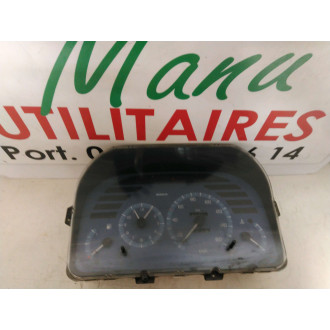 compteur Master 2001  Ref : 8200083041