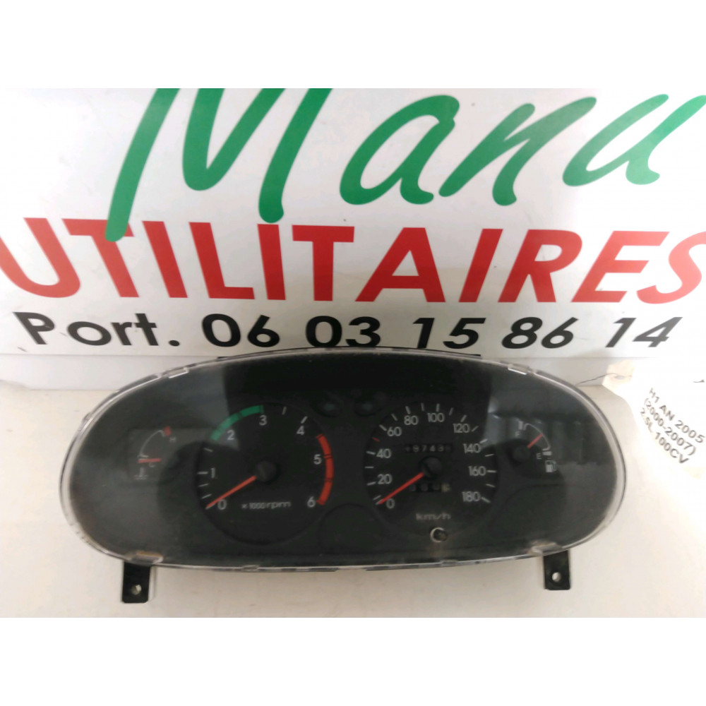 compteur Hyundai H1 2005 2.5L Ref : 940074A611