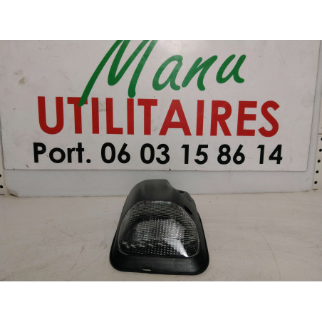 Feu Gabarit Droit Iveco 1999 -2006 Ref : 
