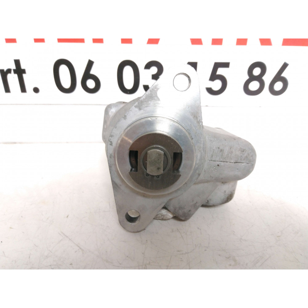 Pompe de direction assistée Iveco Daily  Ref : 7683955126