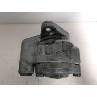 pompe de direction assistée Mascott  Ref : 7683955126