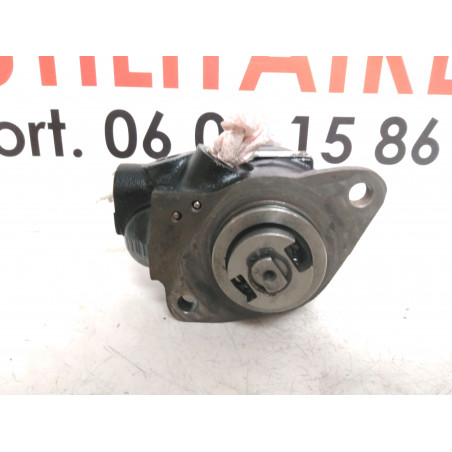 pompe de direction assistée Iveco Daily  Ref : 7673955533