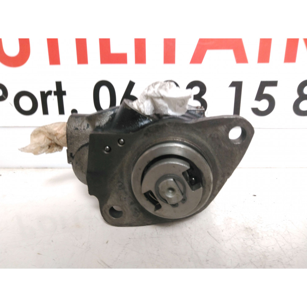 Pompe de direction assistée Iveco Daily  Ref : 7673955533