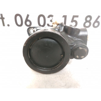 pompe de direction assistée Iveco Daily  Ref : 7673955727