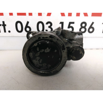 pompe de direction assistée Iveco Daily  Ref : 7673955727