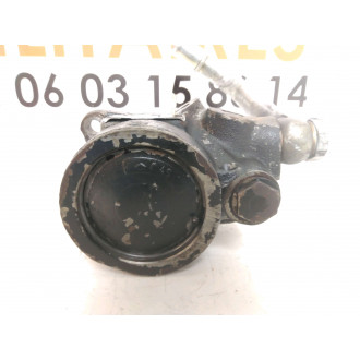 pompe de direction assistée Iveco Daily  Ref : 7673955533