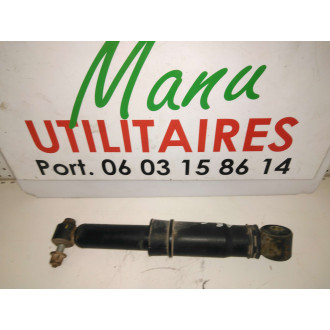 amortisseur arrière Trafic II 2005 1.9L Ref : 8200046851