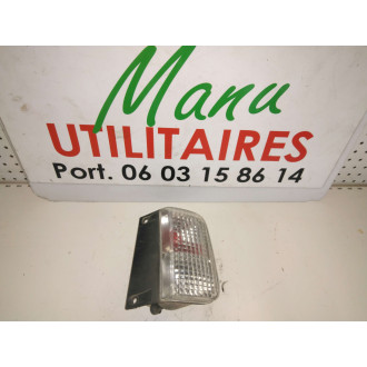 feu antibrouillard Trafic II 2005 1.9L arrière gauche Ref : L2547