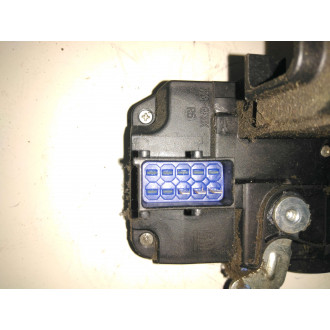 serrure de porte Trafic II 2005 1.9L DCI avant droit Ref : 8200042171